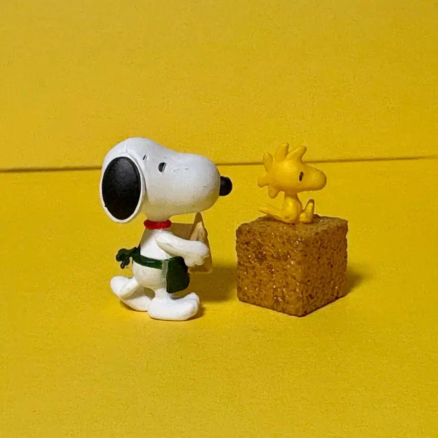 [BUNJANG] Snoopy &amp; Woodstock Figure Gacha Set / 스누피 우드스탁 피규어 가챠