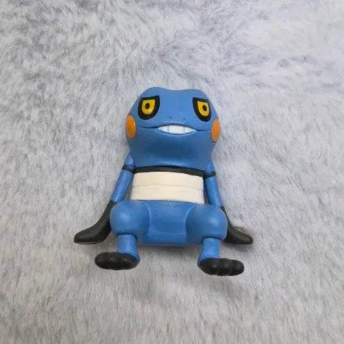 [BUNJANG] Sitting Pokemon Gachapon Figure / 앉아있는 포켓몬 가챠 포켓몬스터 피규어 삐딱구리