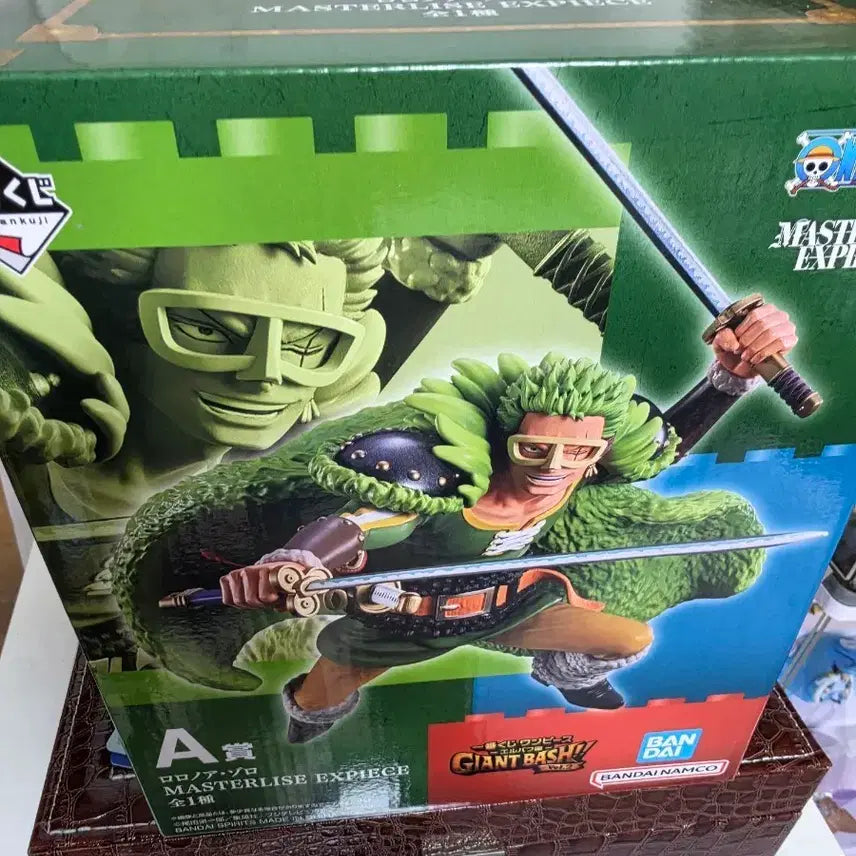 [BUNJANG] One Piece Roronoa Zoro Master Piece Figure / 조로a상택포(3.5)