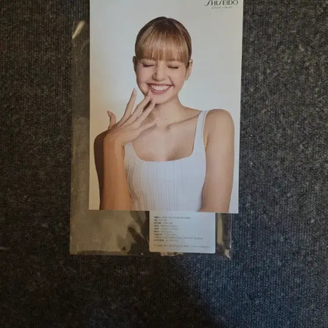 [BUNJANG] BLACKPINK Lisa Shiseido Postcard POB / [급처]블랙핑크 리사 시세이도 엽서 특전 굿즈 BLACKPINK LISA