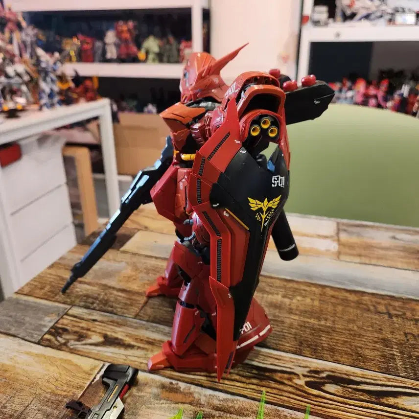 [BUNJANG] MG Sazabi Gundam / MG 사자비 건담