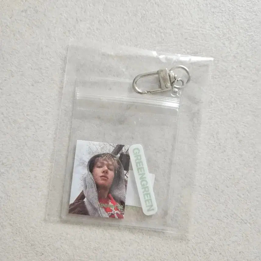 [BUNJANG] Sealed Courteeners Weverse POB Pouch / 미개봉 코르티스 마틴 위버스특전 파우치 판매