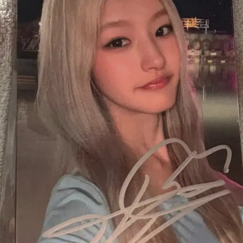 [BUNJANG] KISS OF LIFE Haneul Signed Photocard / 키스오브라이프하늘싸인포카공방