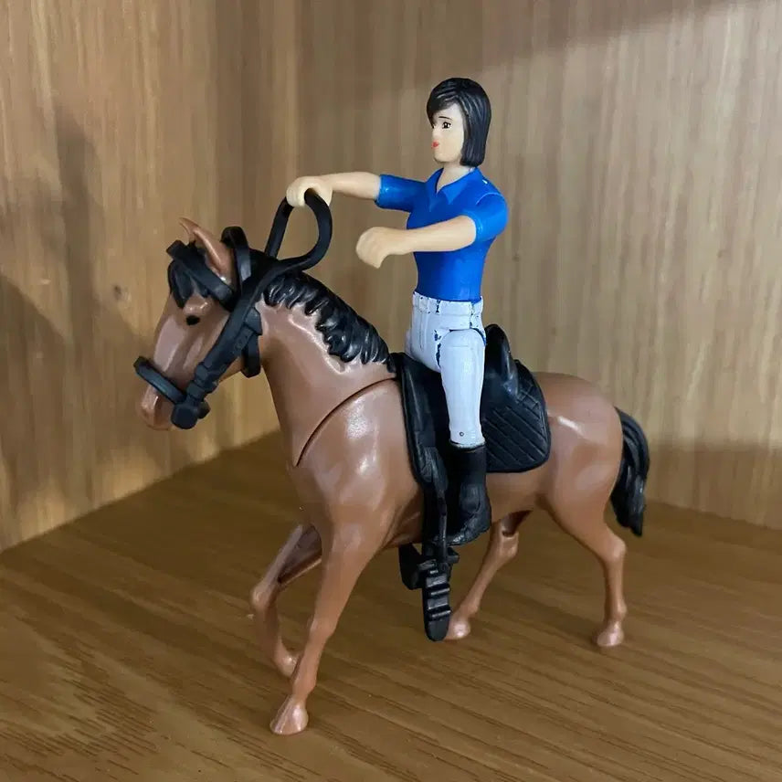 [BUNJANG] Equestrian Figure with Horse Set / 말 타는 사람 피규어 말 세트