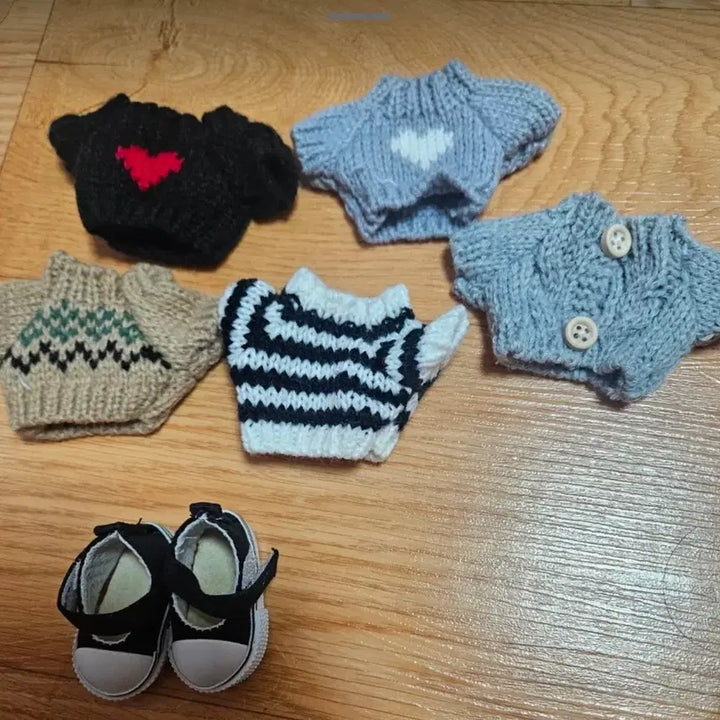 [BUNJANG] 10cm Doll Clothes Set (5 pcs) with Shoes / 10센치 인형옷 5벌 덤 신발