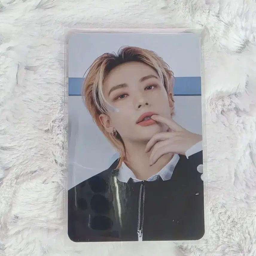 [BUNJANG] Stray Kids Hyunjin Pilot Fanmeeting Photocard / 현진 파일럿 팬미팅 포카