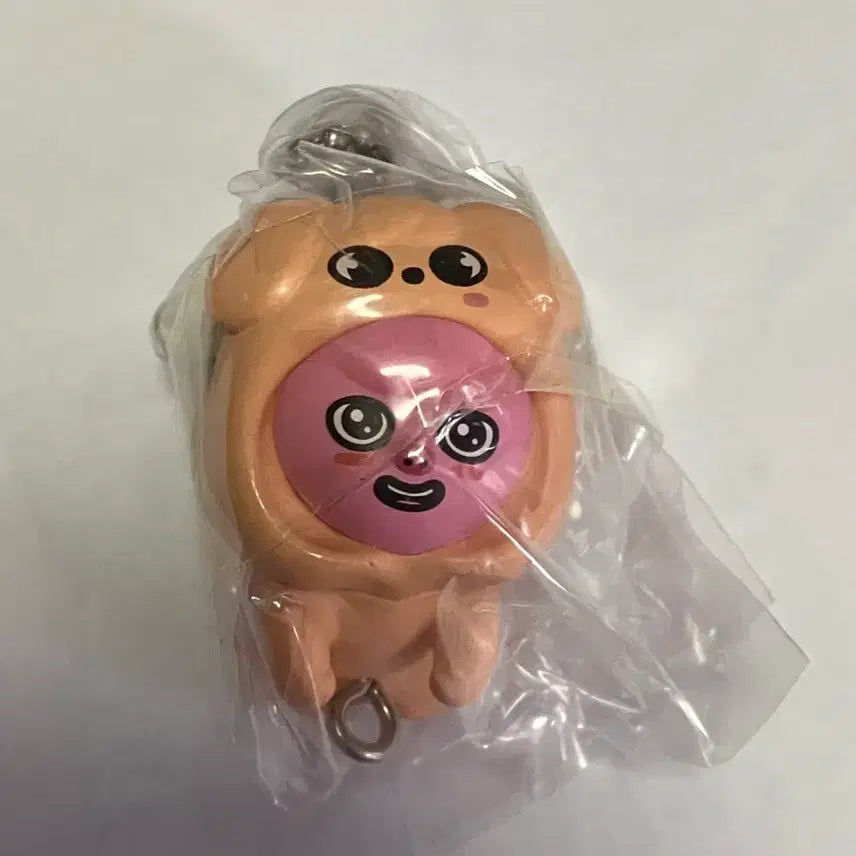 [BUNJANG] SKZOO Gacha Daellong Train Dwaki Plush / 스키주 가챠 대롱 트레인 돼끼