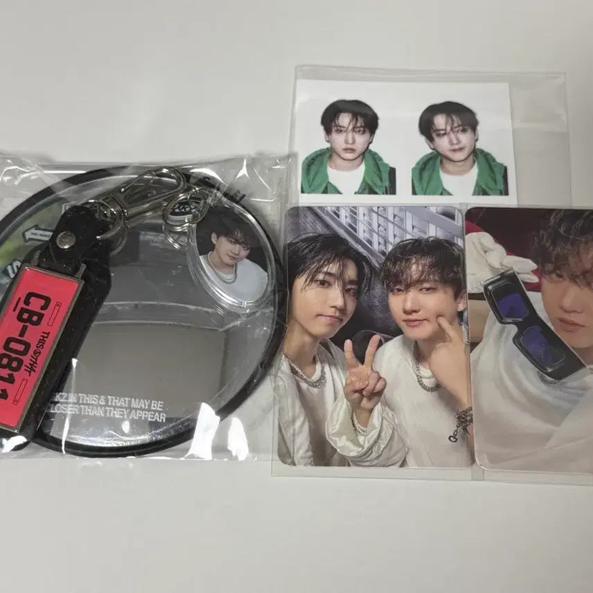 [BUNJANG] Stray Kids Changbin Stray Kids DIS+WEEK, UNDEFINITE Truck Album Photocard Bundle / 스키즈 창빈 디스앤댓 트럭 앨범 양도