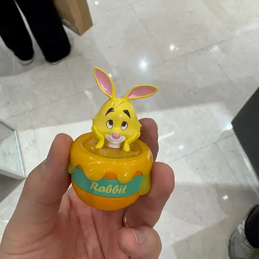 [BUNJANG] Winnie the Pooh Playtime Clicker Rabbit Photocard / 위니더푸 플레이타임 클리커 레빗