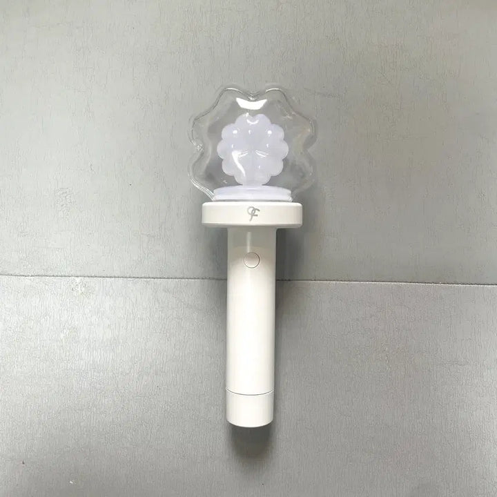 [BUNJANG] fromis_9 Official Lightstick Ver. 2 / 프로미스나인 응원봉 ver.2 판매합니다.