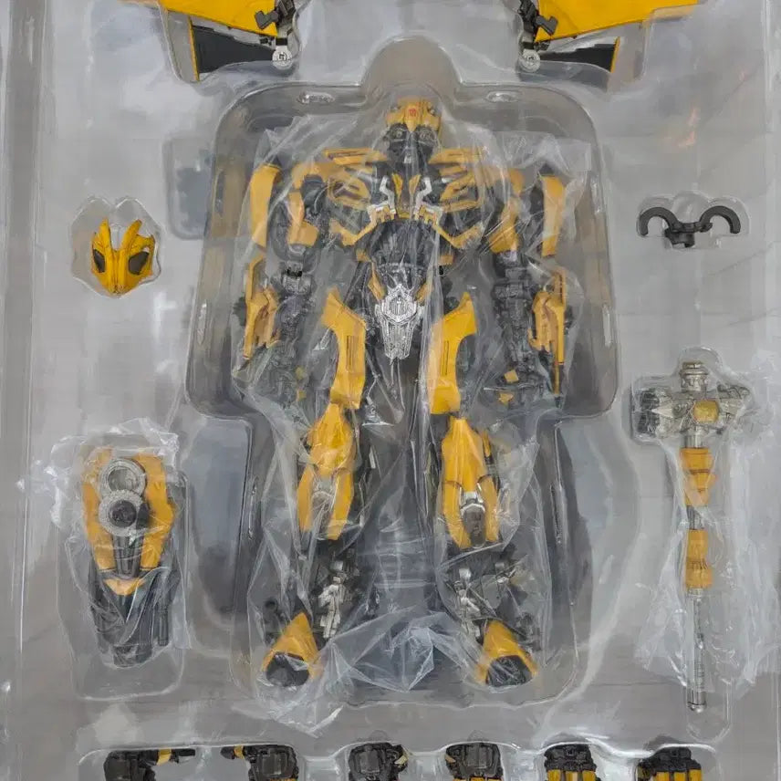 [BUNJANG] ThreeZero DLX Bumblebee Knight Figure / 쓰리제로 dlx 범블비 최후의 기사 판매합니다