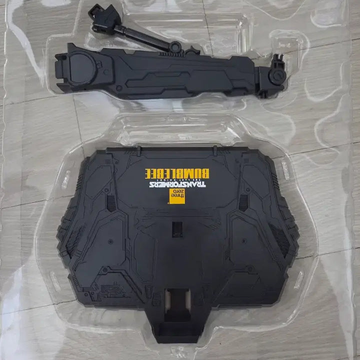 [BUNJANG] ThreeZero DLX Bumblebee Knight Figure / 쓰리제로 dlx 범블비 최후의 기사 판매합니다