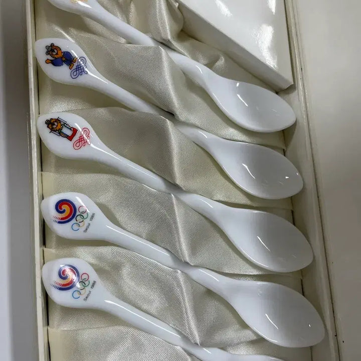 [BUNJANG] Seoul Olympics Hodori Spoon Set / 서울 올림픽 기념 호돌이 수저 스푼