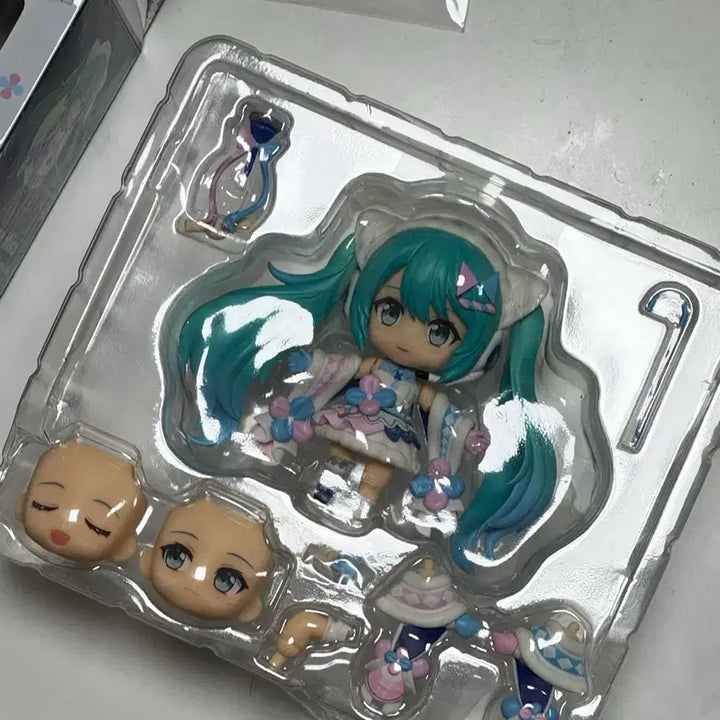 [BUNJANG] Good Smile Company Hatsune Miku Magical Mirai 2020 Winter Festival Ver. Nendoroid / 하츠네미쿠 매지컬미라이 2020 윈터 페스티벌ver. 넨도로이드