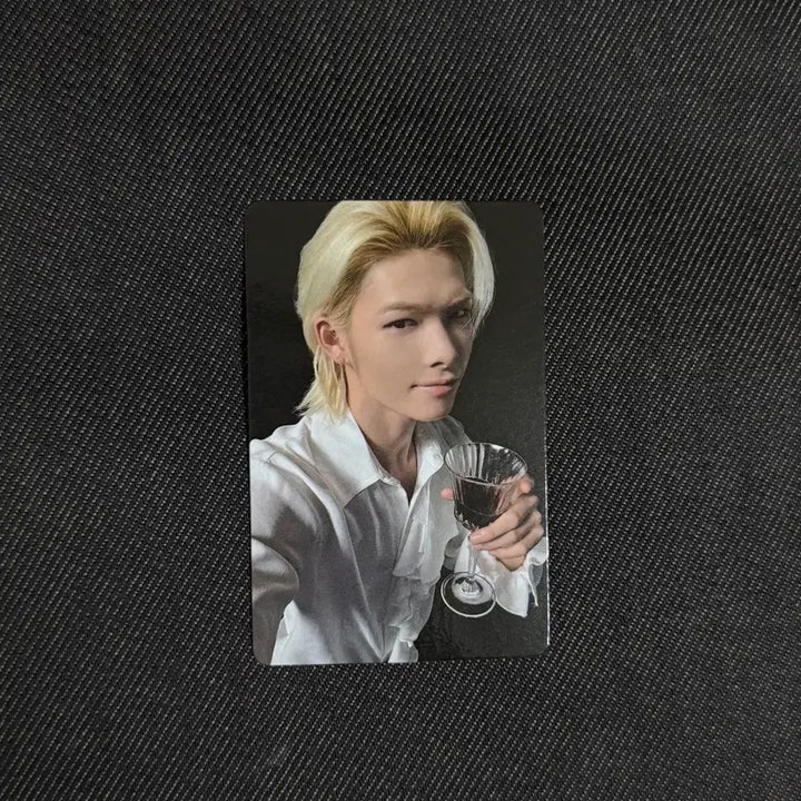 [BUNJANG] ENHYPEN House of Vampires Nicky Jealous Entry Photocard / 엔하이픈 하우스오브뱀파이어 니키 질투 입장 포카 판매