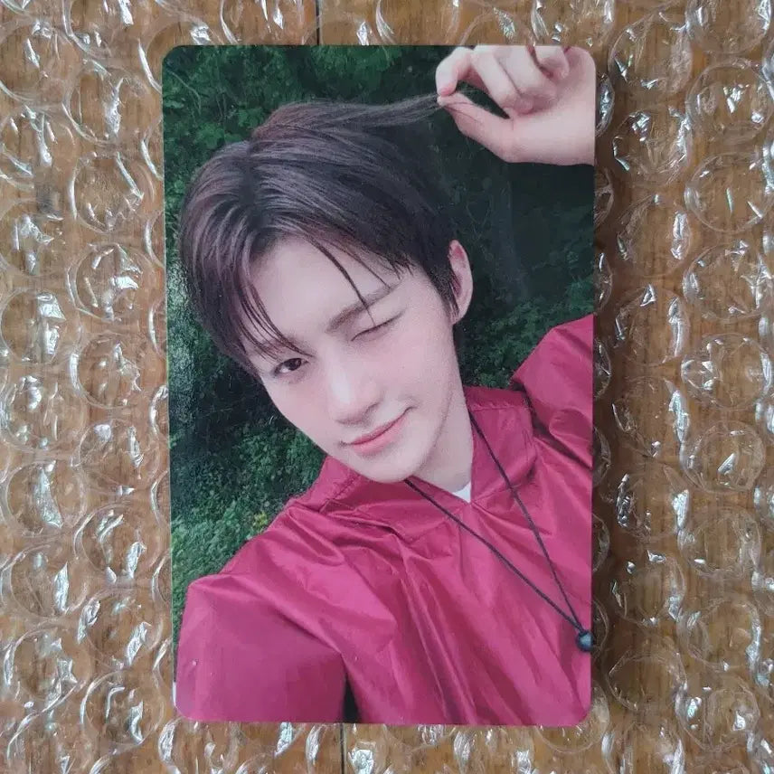 [BUNJANG] TWS SODA × SODA Tsutaya Lucky Draw Jihoon Photocard / 현물) 투어스 소다소다 츠타야 지훈 럭드 포카 양도