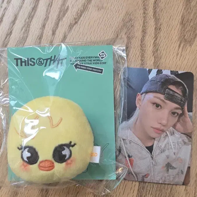 [BUNJANG] Stray Kids BbokAri GripTok (Photocard Included) / 뽁아리 그립톡(포카포함)