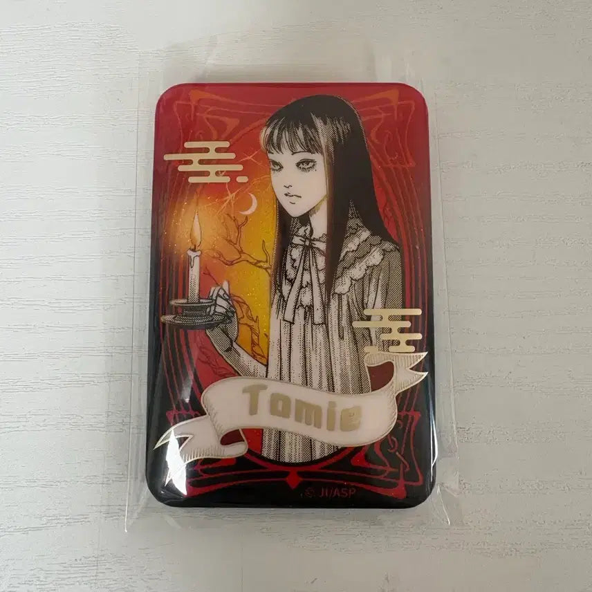 [BUNJANG] Junji Ito Tomie Can Badge / 이토준지 토미에 캔뱃지