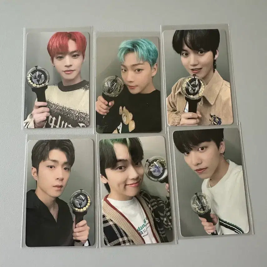 [BUNJANG] ONF Official Lightstick Photocard Set / 온앤오프 응원봉 포카세트