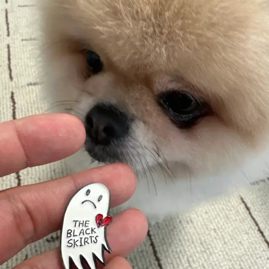 [BUNJANG] The Black Skirts Busan Concert Limited Edition Ghost Pin / 검정치마 부산콘 유령배찌 팔아요
