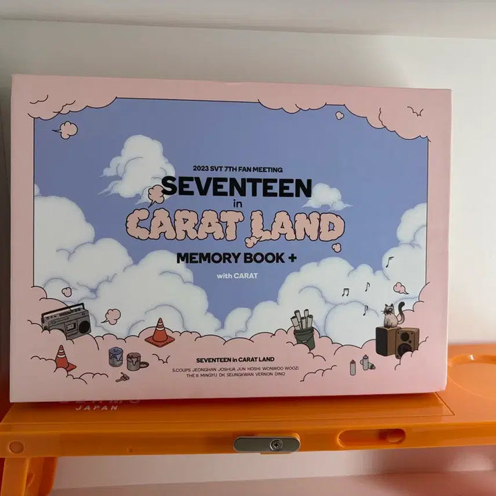 [BUNJANG] Seventeen 2023 Carat Land Memory Book with Photocard / 세븐틴 2023 캐럿랜드 메모리북(포카포함)