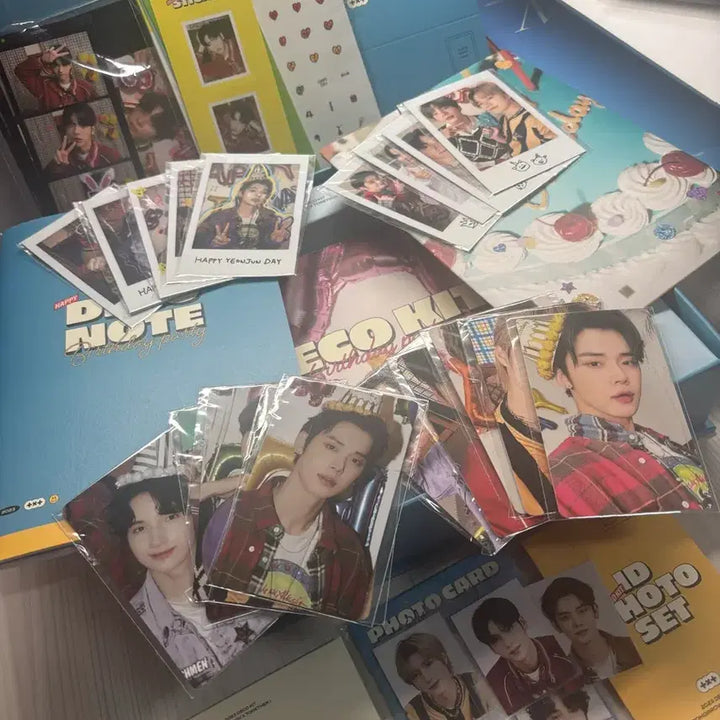 [BUNJANG] TXT Tomorrow x Together 2023 Deco Kit Photocard Bundle / 포카포함 풀구성)TXT투모로우바이투게더 투바투 2023 데코 키트