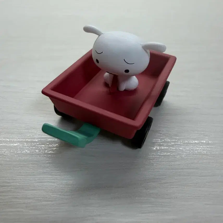 [BUNJANG] Crayon Shin-chan House Play Figure, Shiro / 짱구 소꿉놀이 피규어 흰둥이