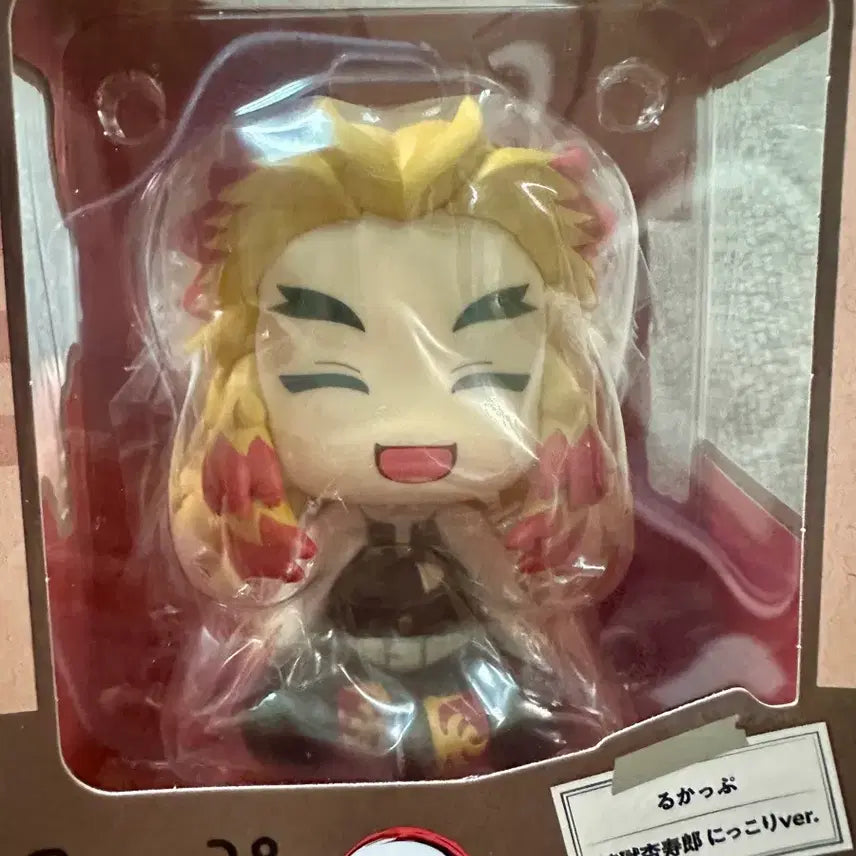 [BUNJANG] Demon Slayer Kyojuro Rengoku Look Up Figure (Sealed) / 귀멸의 칼날 룩업 렌고쿠 쿄주로 방긋 미개봉