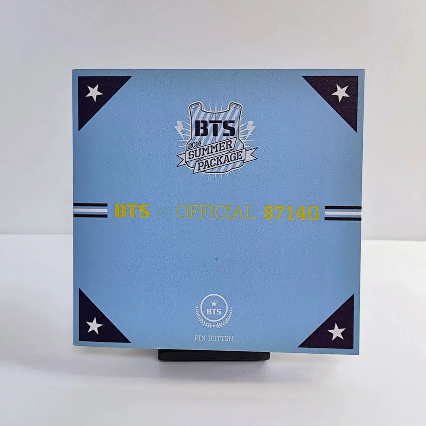 [BUNJANG] BTS 2014 Summer Package Photobook &amp; Pin Button Set / BTS 2014 SUMMER PACKAGE : Photobook &amp; Pin Button