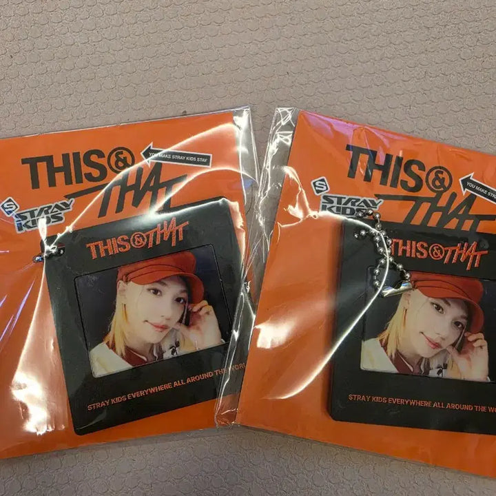 [BUNJANG] Stray Kids SKZ this&amp;that Felix Photocard Keyring Sealed / 스트레이키즈 스키주 this&amp;that 팝업 필릭스 포토 키링 미개봉 원가판매