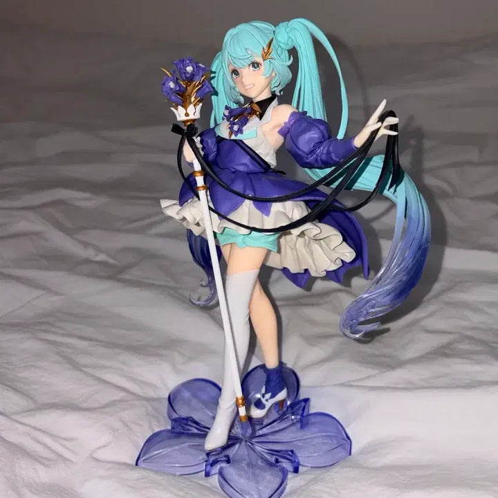 [BUNJANG] Hatsune Miku 2024 Birthday Figure / 하츠네미쿠 2024버스데이 피규어