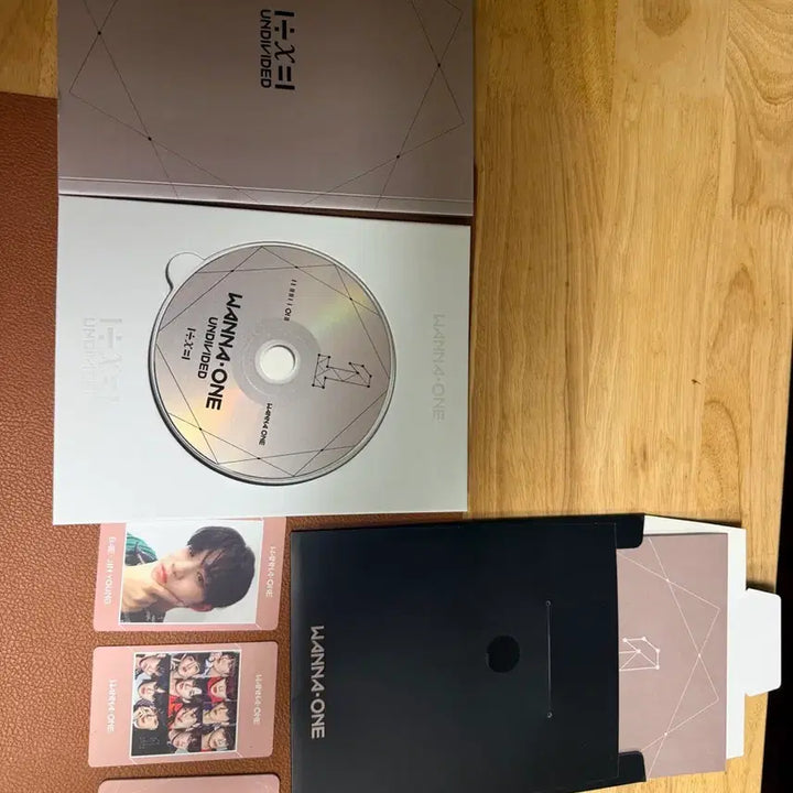 [BUNJANG] Wanna One Undivided Signed Album / 워너원 언디바이디드 사인 앨범