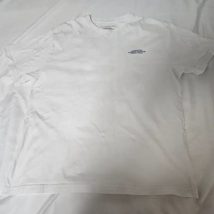 [BUNJANG] NewJeans Murakami Collaboration Short Sleeve T-Shirt White / 뉴진스 무라카미 반팔 티셔츠 화이트