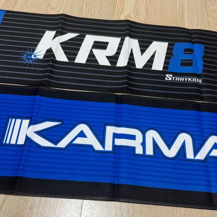 [BUNJANG] Stray Kids Karma Live Broadcast Slanted Slogan Bundle Set / 스트레이키즈 straykids 카르마 공방 역조공 슬로건 일괄 양도
