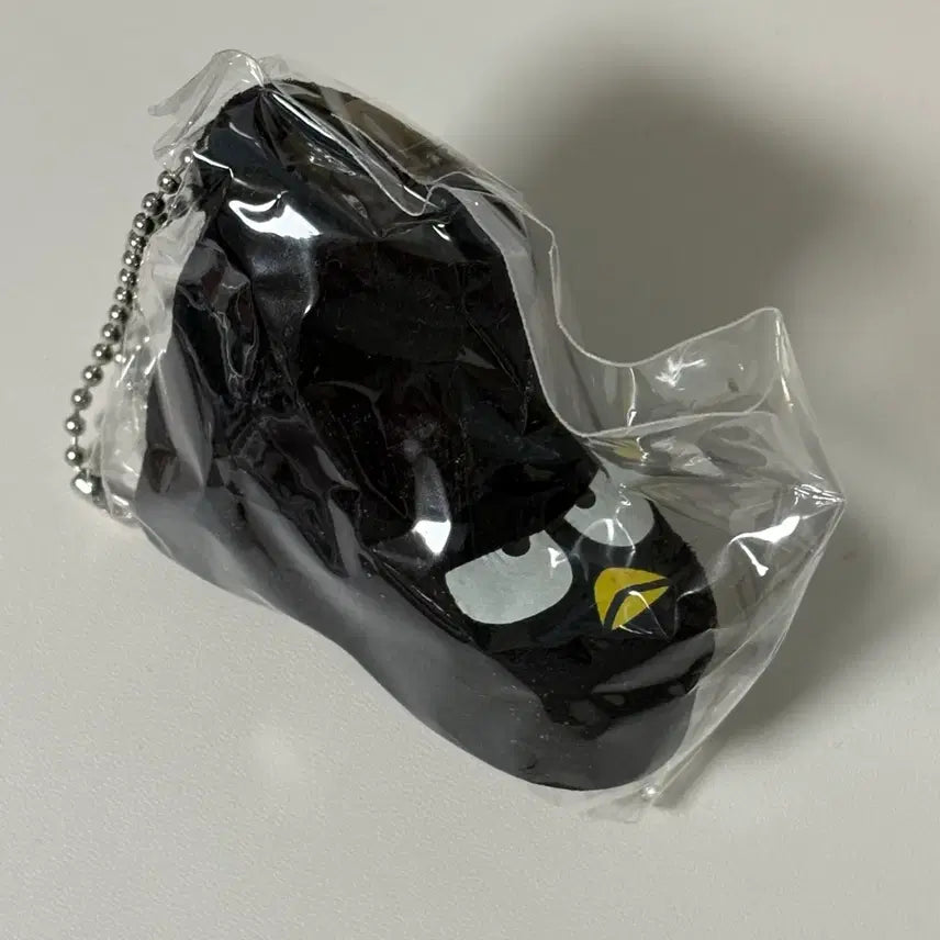[BUNJANG] Sanrio Badtz-Maru Keychain Gacha Set / 산리오 배드바츠마루 키링 가챠 세트