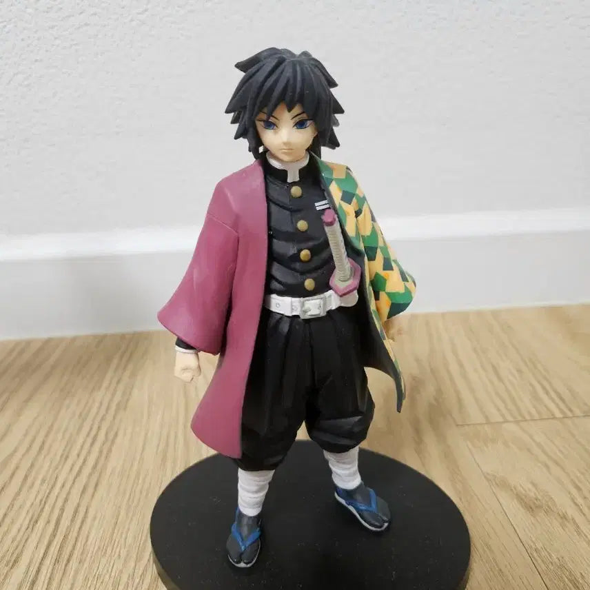 [BUNJANG] Demon Slayer Giyu Tomioka Banpresto Figure (No Box) / 귀멸의 칼날 피규어 토미오카 기유 반프레스토 노박스