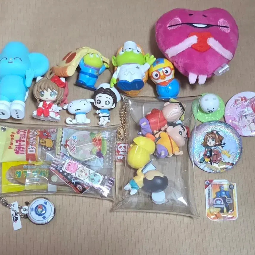 [BUNJANG] Crayon Shin-chan Namco Arin Gachapon Pin Button Set / [일괄] 짱구 나메코 알린 간식 가챠 핀버튼 인형 피규어 판매