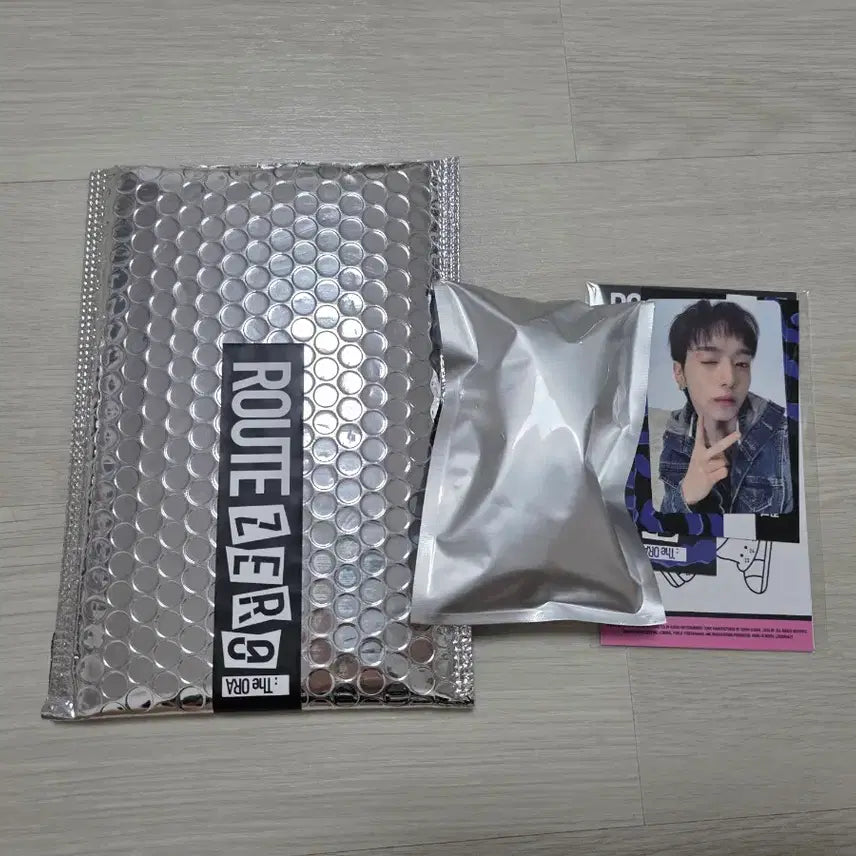 [BUNJANG] xikers NFC Album Yujun / 싸이커스 NFC 앨범 유준