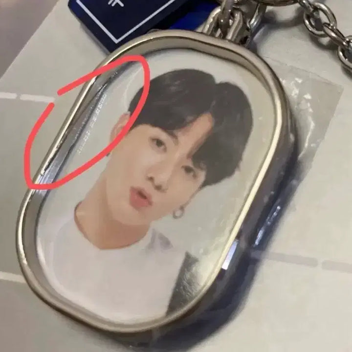 [BUNJANG] BTS Jungkook Golden Mike Keyring + Magic Shop + Sleepy + BT21 Cooky Exhibition Bundle / 정국 골든 마이크 키링 + 매직샵 + 잠꾸 + bt21 쿠키 방탄 jk 전시회