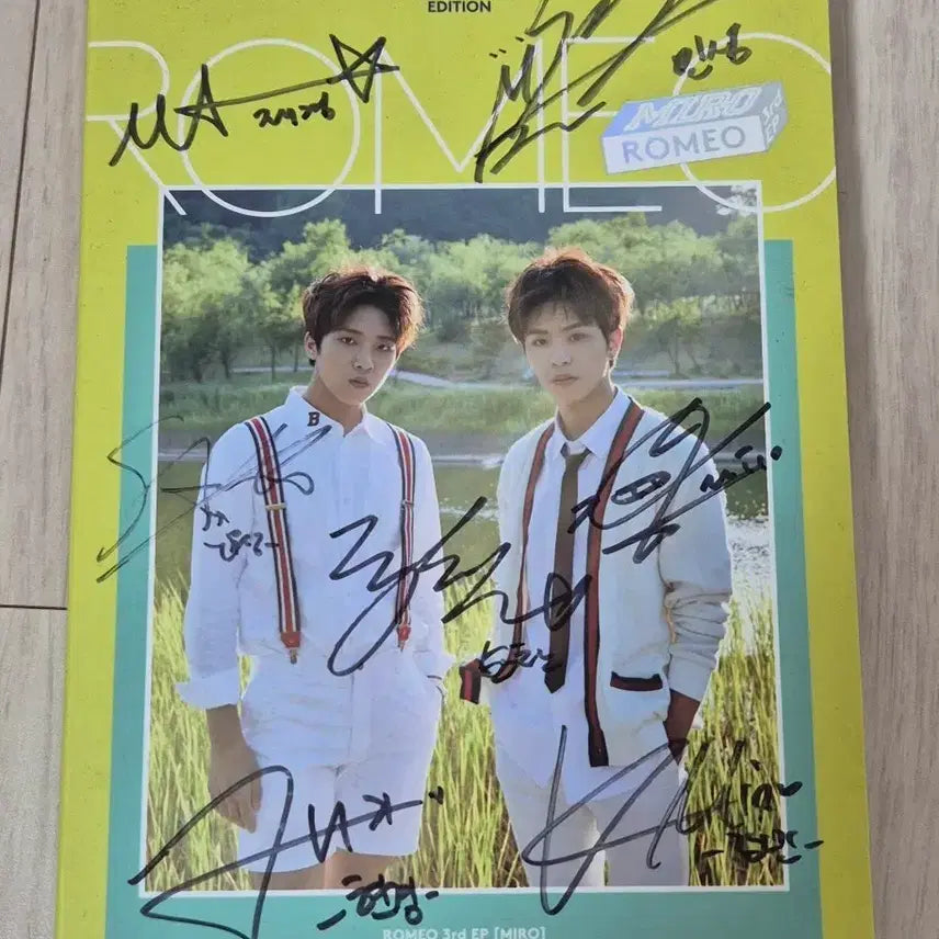 [BUNJANG] ROMEO 3rd Album MIRO Autographed Edition / ROMEO 3집 MIRO 앨범 친필 싸인