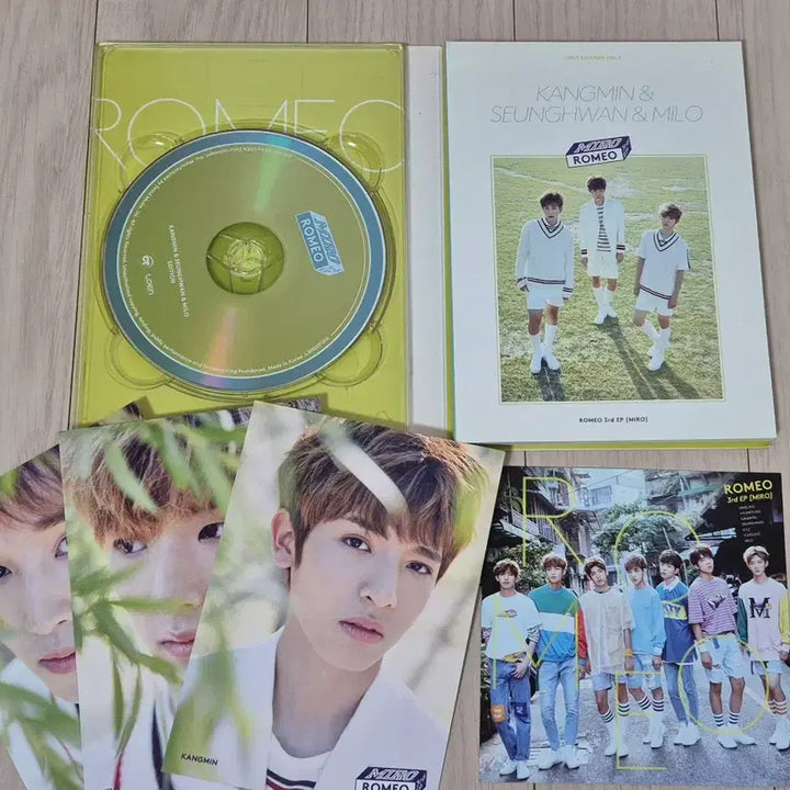 [SOLD OUT] [BUNJANG] ROMEO 3rd EP [MIRO] Signed Album / ROMEO 3rd EP [MIRO] 친필 싸인 앨범