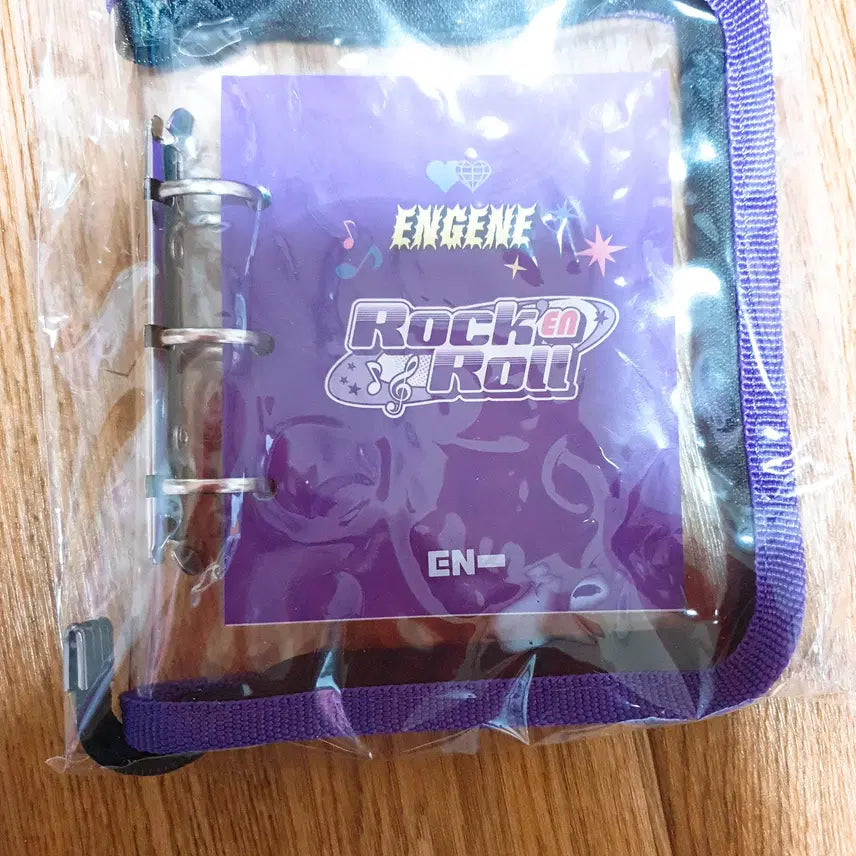 [BUNJANG] ENHYPEN Engene Membership Kit Magazine, Photocard, Keyring, Sticker Bundle Set / 엔하이픈 엔진 멤버십 키트 멤버쉽키트