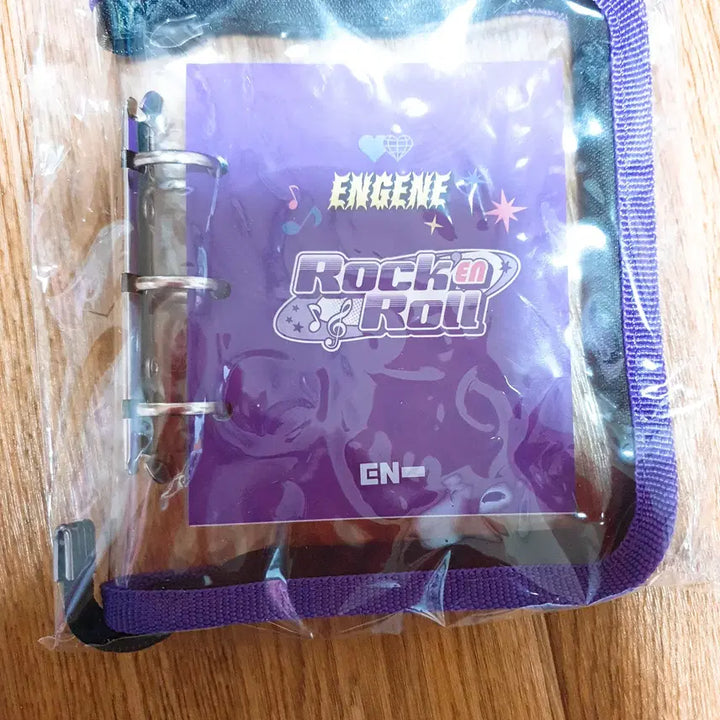 [BUNJANG] ENHYPEN Engene Membership Kit Magazine, Photocard, Keyring, Sticker Bundle Set / 엔하이픈 엔진 멤버십 키트 멤버쉽키트
