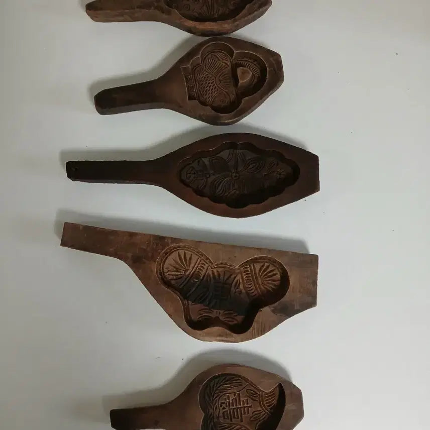 [BUNJANG] Traditional Wooden Rice Cake Mold Set (5 Types) / 전통 나무 옛날 떡살.떡판.다식판 5종 세트