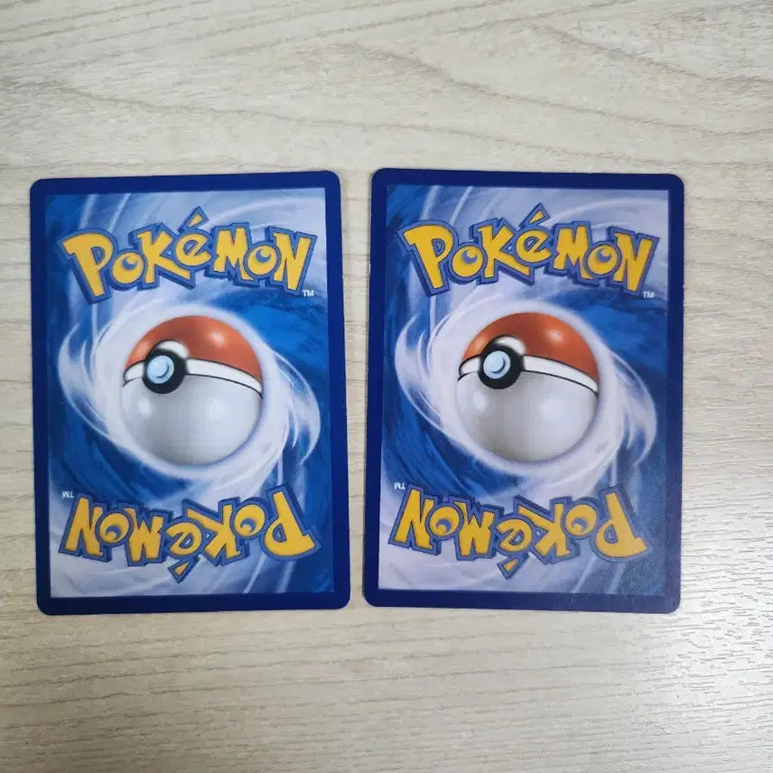 [BUNJANG] Pokemon Card Dream League 2019 Pikachu C 016/049 &amp; 2017 Pikachu C 013/051 - 2 Card Bundle / 포켓몬카드 드림리그 2019 피카츄 c 016/049, 2017 피카츄 c 013/051 2종 일괄 판매합니다