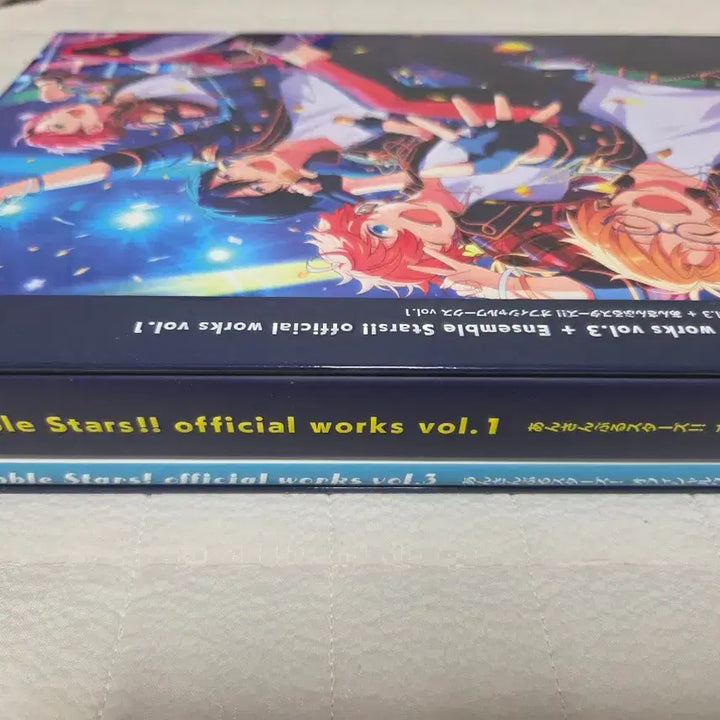 [BUNJANG] Ensemble Stars!! Official Works Art Book Vol. 1 &amp; 3 / 앙상블 스타즈!! 오피셜 웍스 설정집