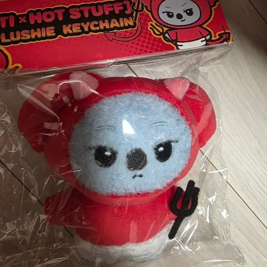 [BUNJANG] T1 x Hpt Stuff Homeground Keychain Peyz / T1 Hot Stuff 키링 티원 홈그 키링 Peyz