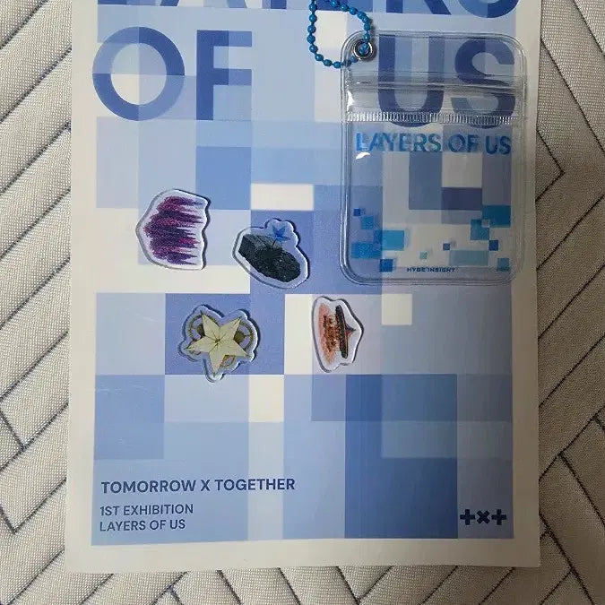 [BUNJANG] TXT Huening Kai Layer of Us Exhibition Photocard Set / 휴닝카이 txt 투바투 전시회 layer of us 입장포카+안내책자+키링+가사포카