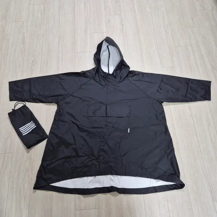 [BUNJANG] BIGBANG 10th Anniversary Concert Limited Edition Poncho Raincoat / 빅뱅 10주년 콘서트 굿즈 판초 우의 우비 한정판