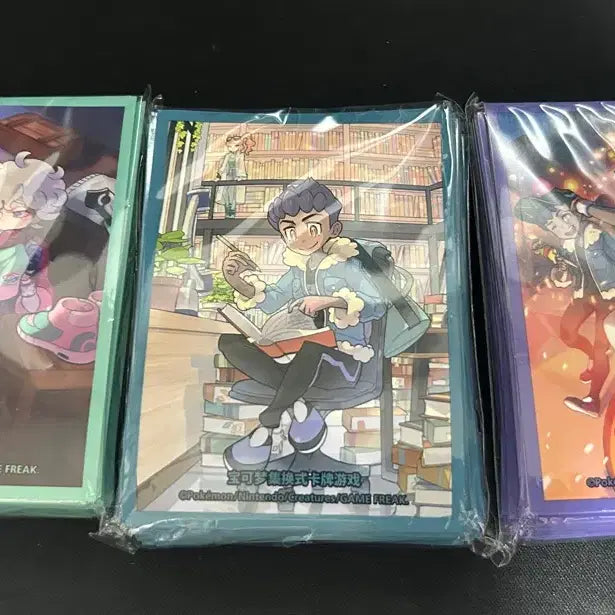 [BUNJANG] Pokemon Card Deck Shields (3 Types:andel, Hop &amp; Sonia, Bede) and Various Sleeves Bundle / 포켓몬 카드 중판 3종(단델, 호브&amp;소니아, 비트) 덱 실드 외 여러 슬리브 일괄